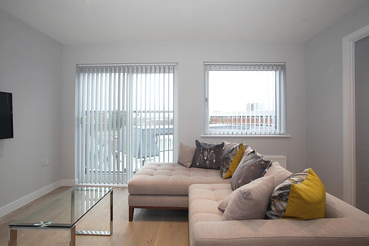 Foundry One Bedroom Apartments Close To Town Center Luton  Esterno foto
