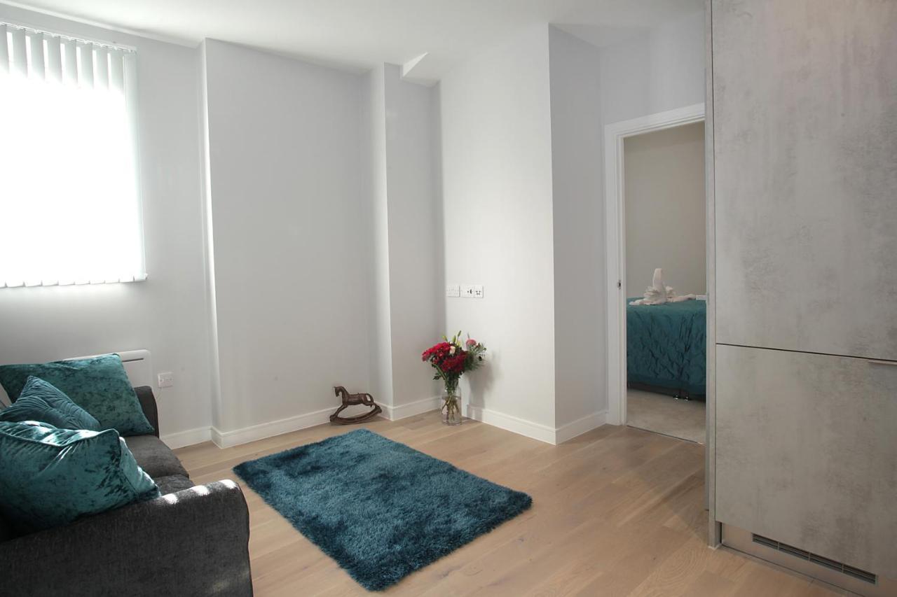 Foundry One Bedroom Apartments Close To Town Center Luton  Esterno foto